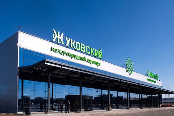 Компания Альянс групп, в начале этого года, успешно поставила оборудование для системы IP видеонаблюдения в новый терминал международного аэропорта Жуковский. Компания Альянс групп, в начале этого года, успешно поставила оборудование для системы IP видеонаблюдения в новый терминал международного аэропорта Жуковский.