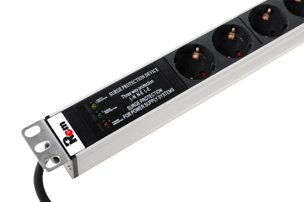 Верт блок розеток Rem-16, 1×16A, фил, инд, 25S, 1820мм, 42-48U, шнур 3м Верт блок розеток Rem-16, 1×16A, фил, инд, 25S, 1820мм, 42-48U, шнур 3м