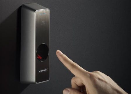 Новинка! Биометрический считыватель WiseNet BioEntry W2.
