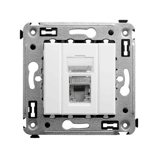 Компьютерная розетка RJ-45 в стену, кат.5e одинарная экранированная, Avanti, белое облако Компьютерная розетка RJ-45 в стену, кат.5e одинарная экранированная, Avanti, белое облако